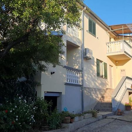 Apartmani Krpeta Pakoštane エクステリア 写真