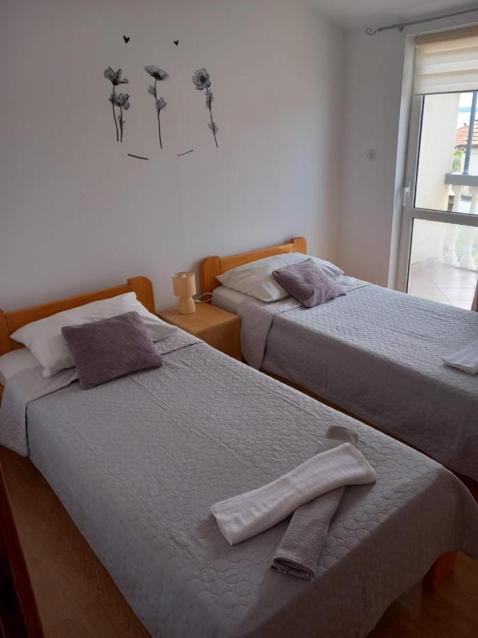 Apartmani Krpeta Pakoštane エクステリア 写真